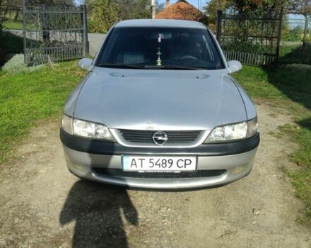 Серый Опель Вектра, объемом двигателя 1.6 л и пробегом 20 тыс. км за 2099 $, фото 6 на Automoto.ua