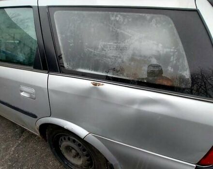 Серый Опель Вектра, объемом двигателя 2 л и пробегом 436 тыс. км за 2800 $, фото 2 на Automoto.ua