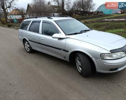 Серый Опель Вектра, объемом двигателя 2 л и пробегом 270 тыс. км за 2500 $, фото 1 на Automoto.ua