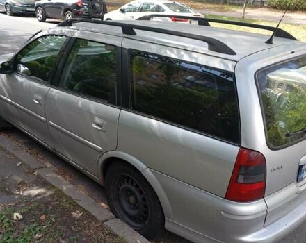 Серый Опель Вектра, объемом двигателя 2 л и пробегом 368 тыс. км за 2300 $, фото 10 на Automoto.ua