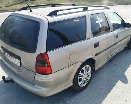 Серый Опель Вектра, объемом двигателя 1.8 л и пробегом 324 тыс. км за 1308 $, фото 2 на Automoto.ua