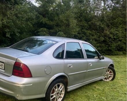 Серый Опель Вектра, объемом двигателя 2 л и пробегом 200 тыс. км за 1700 $, фото 4 на Automoto.ua