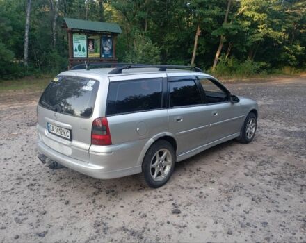 Сірий Опель Вектра, об'ємом двигуна 1.8 л та пробігом 260 тис. км за 3500 $, фото 4 на Automoto.ua