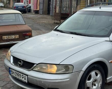 Сірий Опель Вектра, об'ємом двигуна 2 л та пробігом 210 тис. км за 2999 $, фото 1 на Automoto.ua