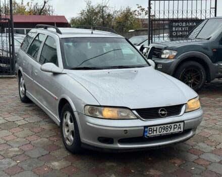Сірий Опель Вектра, об'ємом двигуна 2 л та пробігом 210 тис. км за 2999 $, фото 5 на Automoto.ua