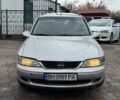 Сірий Опель Вектра, об'ємом двигуна 2 л та пробігом 210 тис. км за 2999 $, фото 2 на Automoto.ua