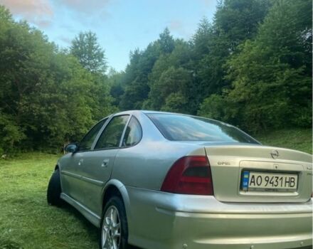 Серый Опель Вектра, объемом двигателя 2 л и пробегом 200 тыс. км за 1700 $, фото 3 на Automoto.ua