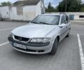 Сірий Опель Вектра, об'ємом двигуна 2 л та пробігом 300 тис. км за 1400 $, фото 2 на Automoto.ua