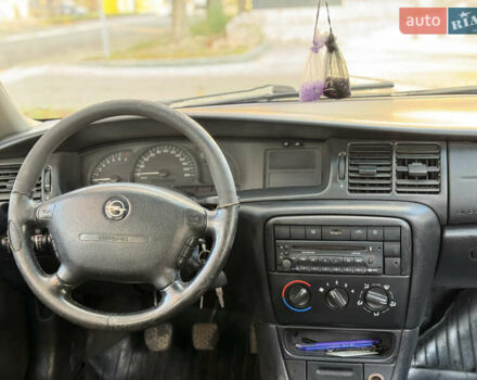 Сірий Опель Вектра, об'ємом двигуна 1.8 л та пробігом 300 тис. км за 1600 $, фото 12 на Automoto.ua