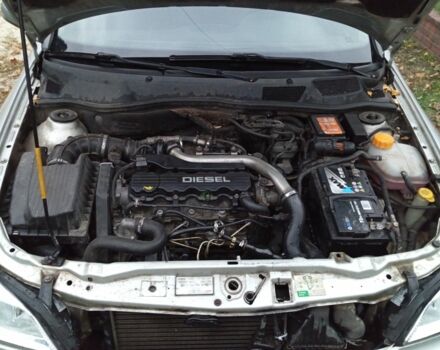 Опель Вектра 2000 в Славянске на Automoto.ua Серый Опель Вектра, объемом двигателя 1.7 л и пробегом 33 тыс. км за 2700 $, фото 5 на Automoto.ua