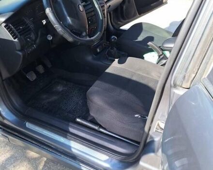 Серый Опель Вектра, объемом двигателя 2.2 л и пробегом 299 тыс. км за 2999 $, фото 6 на Automoto.ua