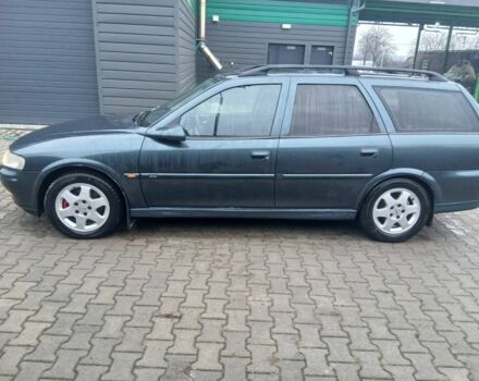 Сірий Опель Вектра, об'ємом двигуна 2 л та пробігом 333 тис. км за 2500 $, фото 2 на Automoto.ua