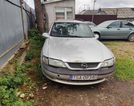 Сірий Опель Вектра, об'ємом двигуна 2 л та пробігом 260 тис. км за 251 $, фото 3 на Automoto.ua