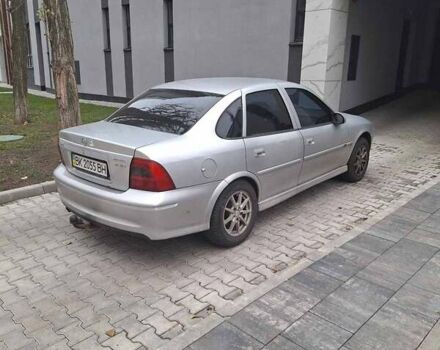 Серый Опель Вектра, объемом двигателя 1.6 л и пробегом 520 тыс. км за 2200 $, фото 9 на Automoto.ua