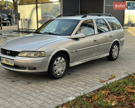 Сірий Опель Вектра, об'ємом двигуна 1.8 л та пробігом 300 тис. км за 1600 $, фото 6 на Automoto.ua