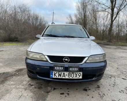 Серый Опель Вектра, объемом двигателя 2 л и пробегом 340 тыс. км за 1300 $, фото 1 на Automoto.ua