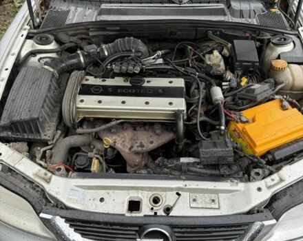 Сірий Опель Вектра, об'ємом двигуна 2 л та пробігом 280 тис. км за 1395 $, фото 9 на Automoto.ua