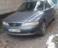 Серый Опель Вектра, объемом двигателя 2 л и пробегом 300 тыс. км за 1250 $, фото 1 на Automoto.ua