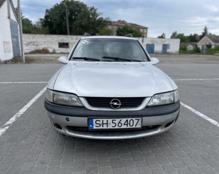 Сірий Опель Вектра, об'ємом двигуна 2 л та пробігом 300 тис. км за 1400 $, фото 1 на Automoto.ua