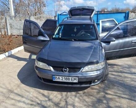 Серый Опель Вектра, объемом двигателя 2.2 л и пробегом 299 тыс. км за 2999 $, фото 2 на Automoto.ua