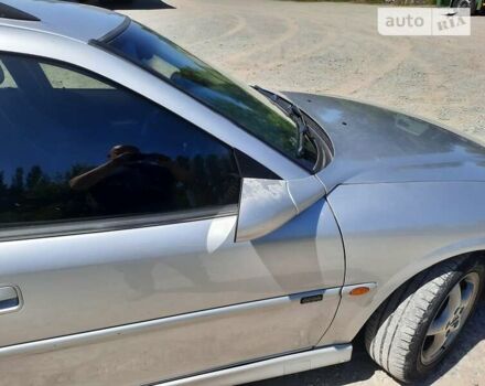 Серый Опель Вектра, объемом двигателя 1.8 л и пробегом 250 тыс. км за 2900 $, фото 7 на Automoto.ua