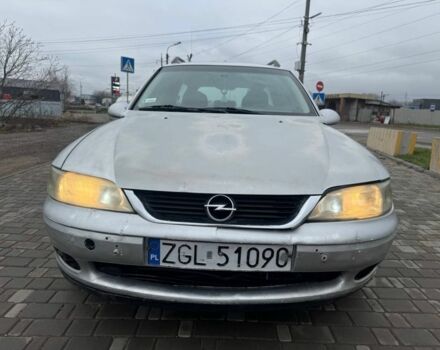 Сірий Опель Вектра, об'ємом двигуна 2 л та пробігом 240 тис. км за 1000 $, фото 1 на Automoto.ua