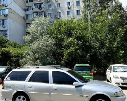 Серый Опель Вектра, объемом двигателя 1.8 л и пробегом 405 тыс. км за 2300 $, фото 9 на Automoto.ua