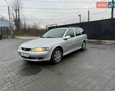 Сірий Опель Вектра, об'ємом двигуна 2 л та пробігом 250 тис. км за 1999 $, фото 5 на Automoto.ua