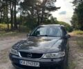 Сірий Опель Вектра, об'ємом двигуна 2 л та пробігом 490 тис. км за 2600 $, фото 1 на Automoto.ua