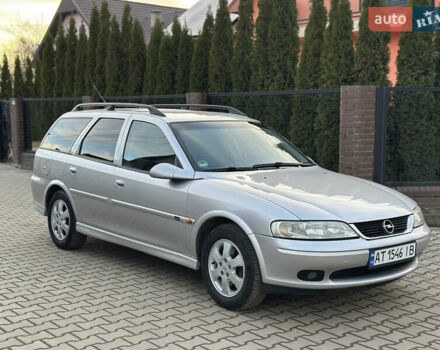 Сірий Опель Вектра, об'ємом двигуна 1.8 л та пробігом 260 тис. км за 3400 $, фото 2 на Automoto.ua