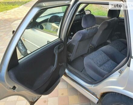 Серый Опель Вектра, объемом двигателя 2 л и пробегом 318 тыс. км за 2150 $, фото 16 на Automoto.ua