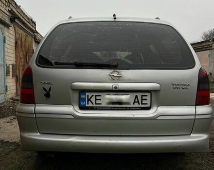 Серый Опель Вектра, объемом двигателя 2 л и пробегом 330 тыс. км за 2500 $, фото 1 на Automoto.ua