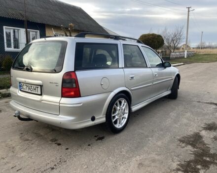 Серый Опель Вектра, объемом двигателя 1.8 л и пробегом 211 тыс. км за 3000 $, фото 1 на Automoto.ua