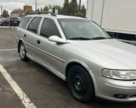 Серый Опель Вектра, объемом двигателя 2 л и пробегом 299 тыс. км за 2200 $, фото 5 на Automoto.ua