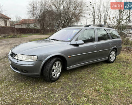 Сірий Опель Вектра, об'ємом двигуна 1.8 л та пробігом 216 тис. км за 3300 $, фото 26 на Automoto.ua