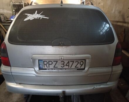 Серый Опель Вектра, объемом двигателя 2 л и пробегом 340 тыс. км за 828 $, фото 6 на Automoto.ua