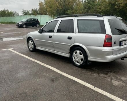 Серый Опель Вектра, объемом двигателя 2 л и пробегом 299 тыс. км за 2200 $, фото 2 на Automoto.ua