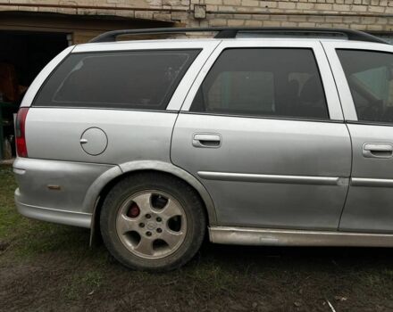 Серый Опель Вектра, объемом двигателя 2 л и пробегом 330 тыс. км за 2500 $, фото 2 на Automoto.ua