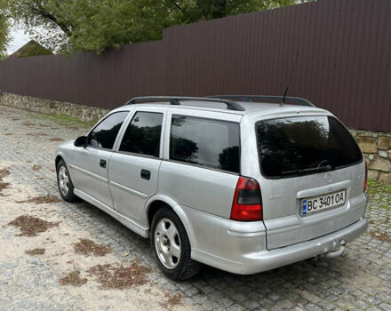 Сірий Опель Вектра, об'ємом двигуна 2 л та пробігом 300 тис. км за 1700 $, фото 6 на Automoto.ua