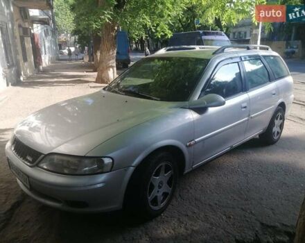 Серый Опель Вектра, объемом двигателя 2.17 л и пробегом 400 тыс. км за 2800 $, фото 5 на Automoto.ua