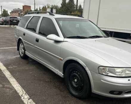 Серый Опель Вектра, объемом двигателя 2 л и пробегом 299 тыс. км за 2200 $, фото 6 на Automoto.ua