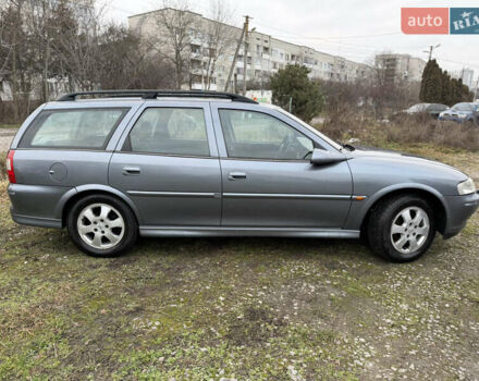 Сірий Опель Вектра, об'ємом двигуна 1.8 л та пробігом 216 тис. км за 3300 $, фото 5 на Automoto.ua