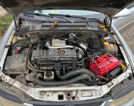 Сірий Опель Вектра, об'ємом двигуна 0 л та пробігом 377 тис. км за 950 $, фото 4 на Automoto.ua