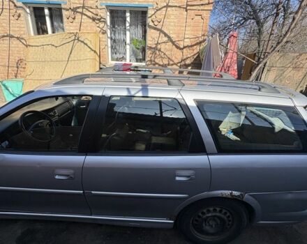 Серый Опель Вектра, объемом двигателя 1.8 л и пробегом 350 тыс. км за 2500 $, фото 2 на Automoto.ua