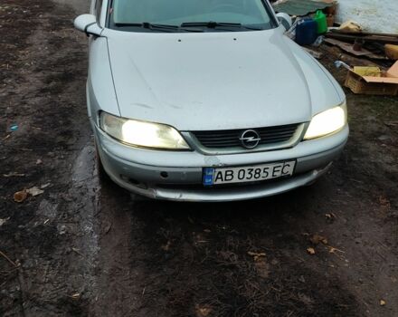 Сірий Опель Вектра, об'ємом двигуна 2 л та пробігом 450 тис. км за 2000 $, фото 1 на Automoto.ua