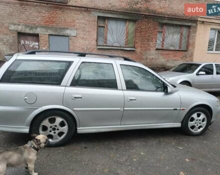 Сірий Опель Вектра, об'ємом двигуна 2 л та пробігом 240 тис. км за 4000 $, фото 2 на Automoto.ua