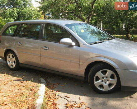 Серый Опель Вектра, объемом двигателя 2.17 л и пробегом 237 тыс. км за 4650 $, фото 3 на Automoto.ua