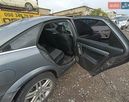 Серый Опель Вектра, объемом двигателя 2.2 л и пробегом 400 тыс. км за 4300 $, фото 3 на Automoto.ua