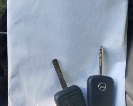 Опель Вектра 2003 в Балаклее на Automoto.ua Серый Опель Вектра, объемом двигателя 2 л и пробегом 260 тыс. км за 2850 $, фото 4 на Automoto.ua