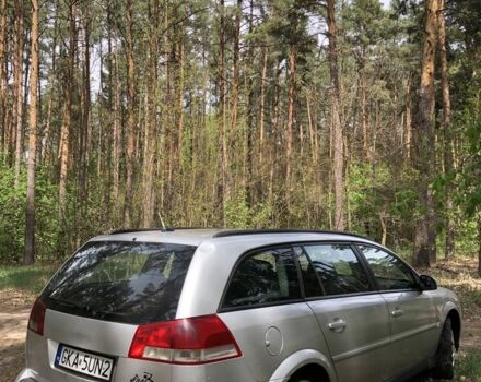 Серый Опель Вектра, объемом двигателя 2 л и пробегом 280 тыс. км за 2149 $, фото 8 на Automoto.ua